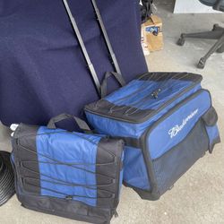 Rolling Large Soft Cooler with Adjustable Pull Handle and Side Pockets - 4 Left great for the Beach or Picnics Holds over two cases of Soda/Beer 