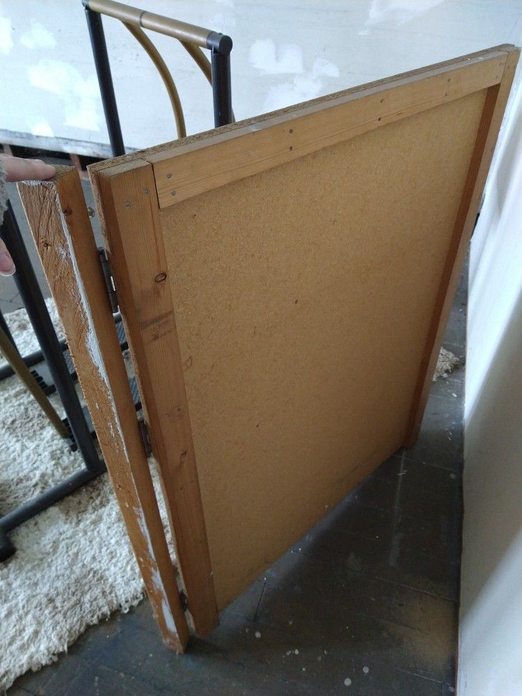 1/2 hinged DOOR 33 - 14/16x 39 - 14/16, raw materials