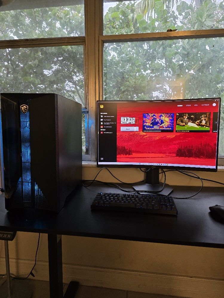 MSI RTX 4070 GAMING PC