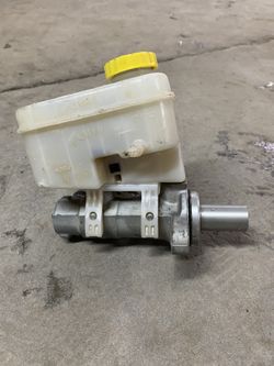 2018 Jeep Wrangler Brake master cylinder