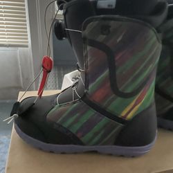 Burton Size 10 Women Brand New Snowboarding Boots