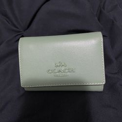 Coach - Micro Mini Wallet 