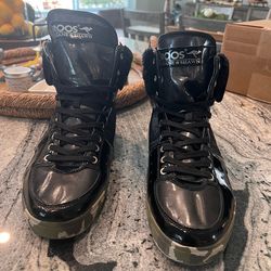 Collectible KANGAROOS ROOS SHANE & SHAWN GLENN MID HIGH TOP MENS SZ 13 SNEAKERS BLACK SILVER