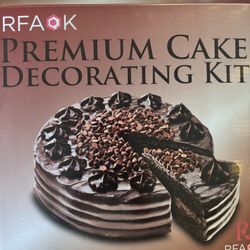 Cake Decorating Kit