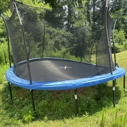 Trampoline 