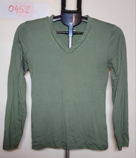 LOVE83 Olive Green Long Sleeve - Size M (0458)