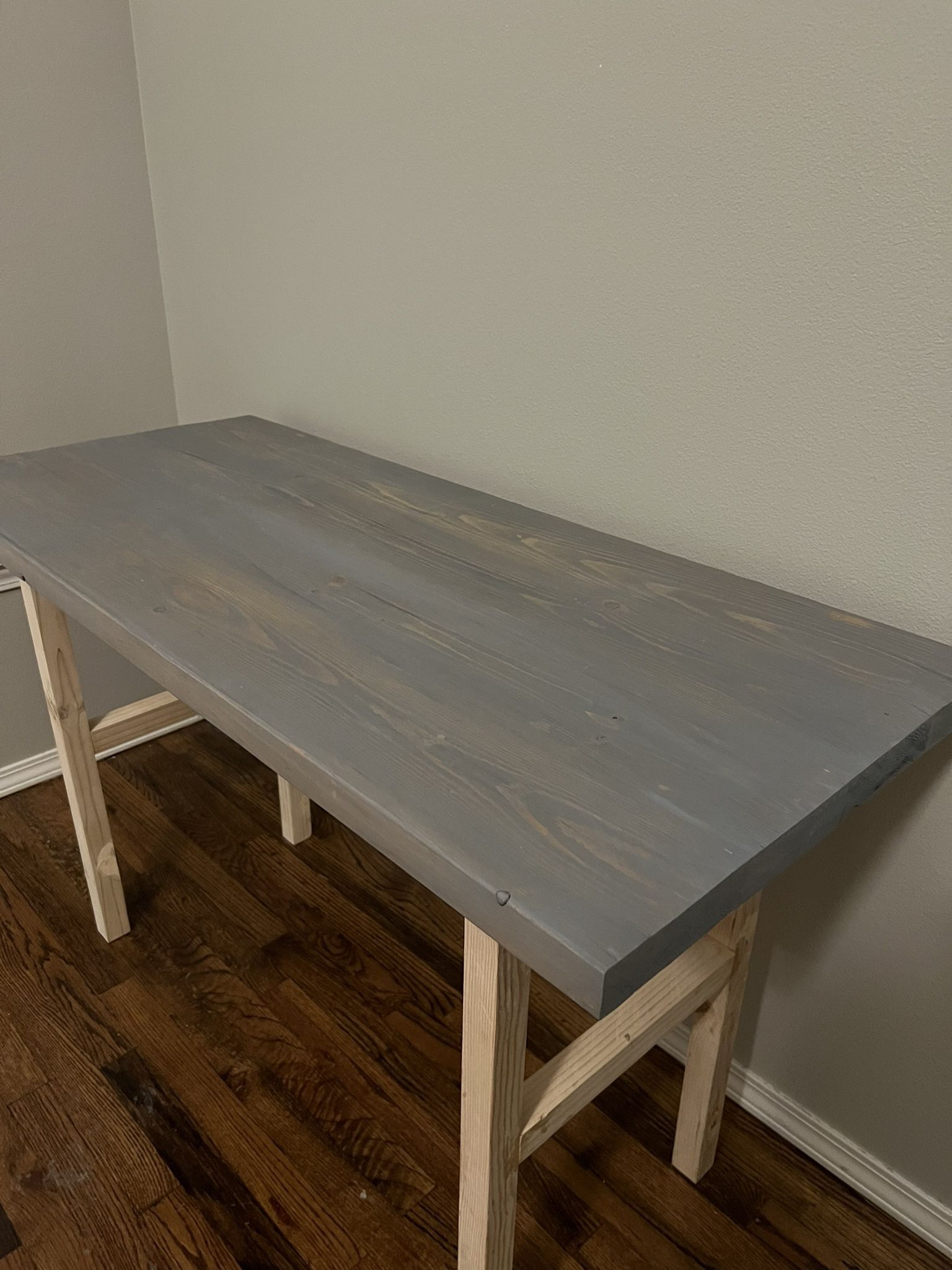 Wooden Table Desk 4 Ft X 2 Ft