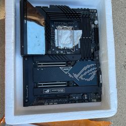 Gaming Motherboard’s Republic Of Gaming, Maximus Hero