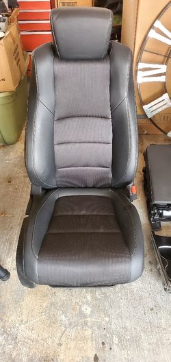 HONDA ACCORD SEATS & CENTER CONSOLE/REAR TAIL LIGHT 2018-2022
