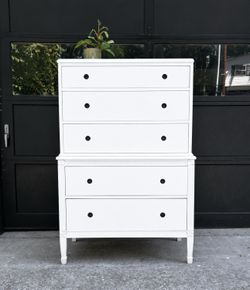 Beautiful Tallboy Dresser