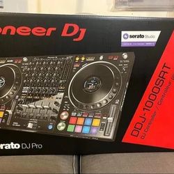 Pioneer DJ DDJ-1000 Black 4-channel 