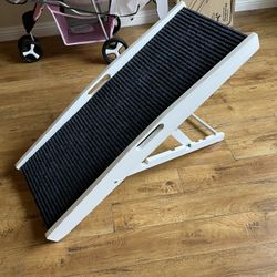 Dog Ramp (adjustable height) 