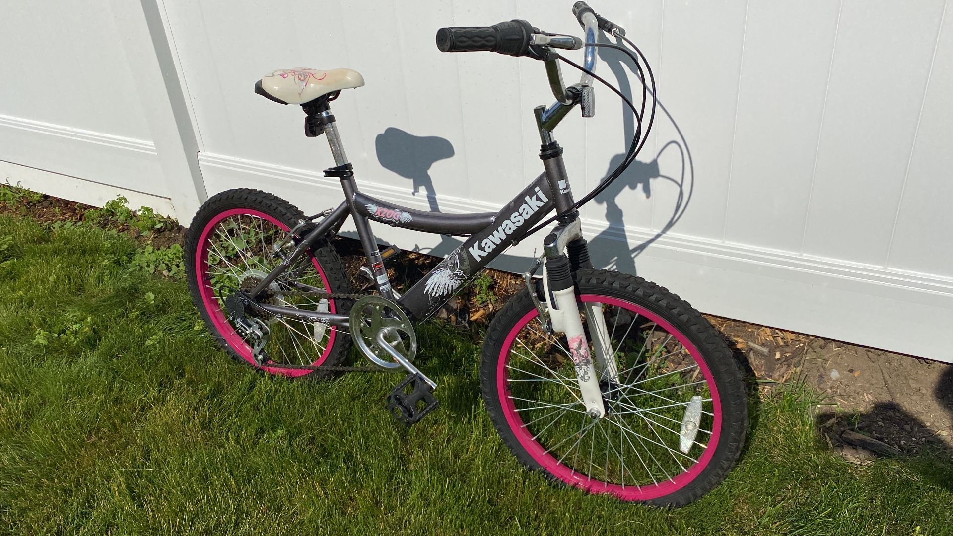 Kawasaki kids bike, 20" wheels