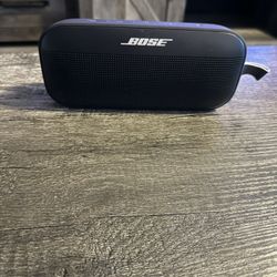 Bose Soundlink Flex Speaker 