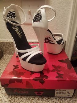 Extremely rare pleaser heels