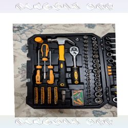 Complete Car Equipment Collections for On-Road Emergency Repairs story learn
