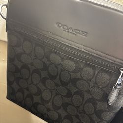 Coach Outlet Houston Flight Bag In Signature Canvas