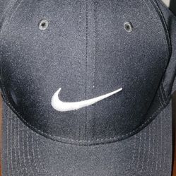 Nike Womans Cap