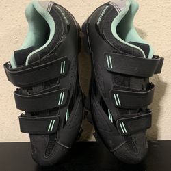 Bike shoes size 7.5