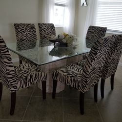 Elegant 7 Pce Dining Set