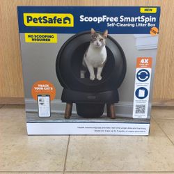 PET SAFE SCOOP FREE SMART SPIN SELF-CLEANING LITTER BOX 