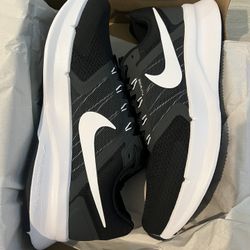 Nike Run Swift 3