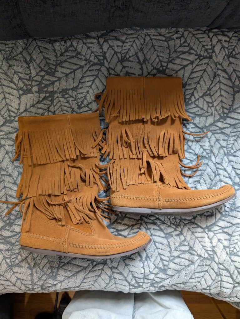 Minnetonka Fringe Boots