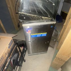 Pitco Natural Gas fryer (double Basket)