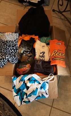 Girls lot of clothes S M L