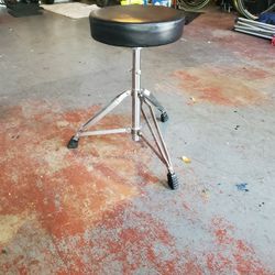 Drum Throne