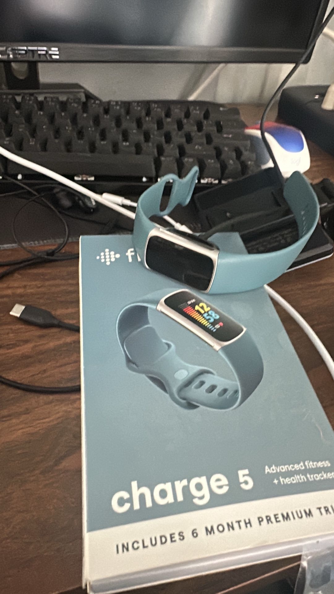 Fitbit Charge 5 