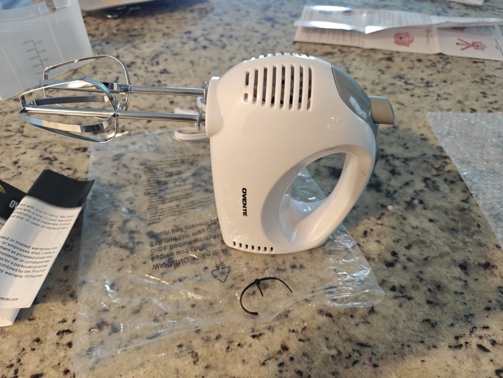 Kitchen Hand Mixer