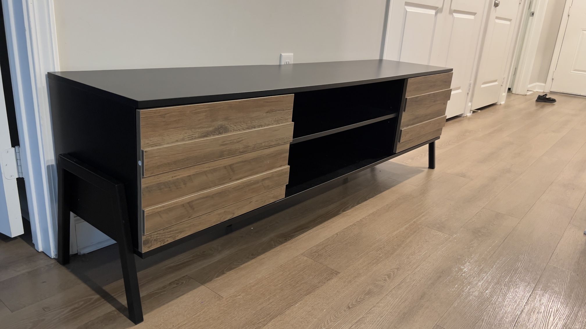 TV stand-Modern Entertainment Center