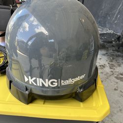 RV Satellite With All The Gear