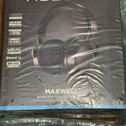 Audeze Maxwell Wireless Gaming Headset for PlayStation