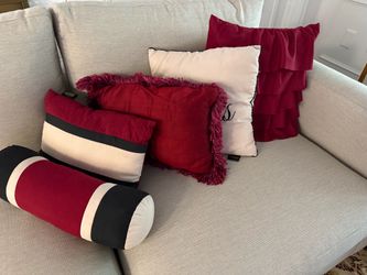 Set of 5 decorative pillows