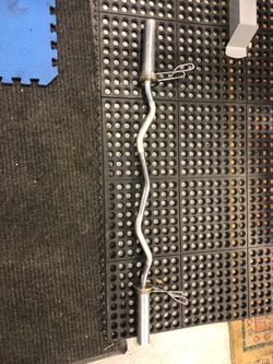 Olympic Curl Bar with locks