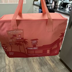 New Trader Joe’s Large Reusable Insulated Bag