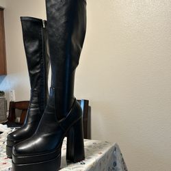 Skin Leather Black Boots