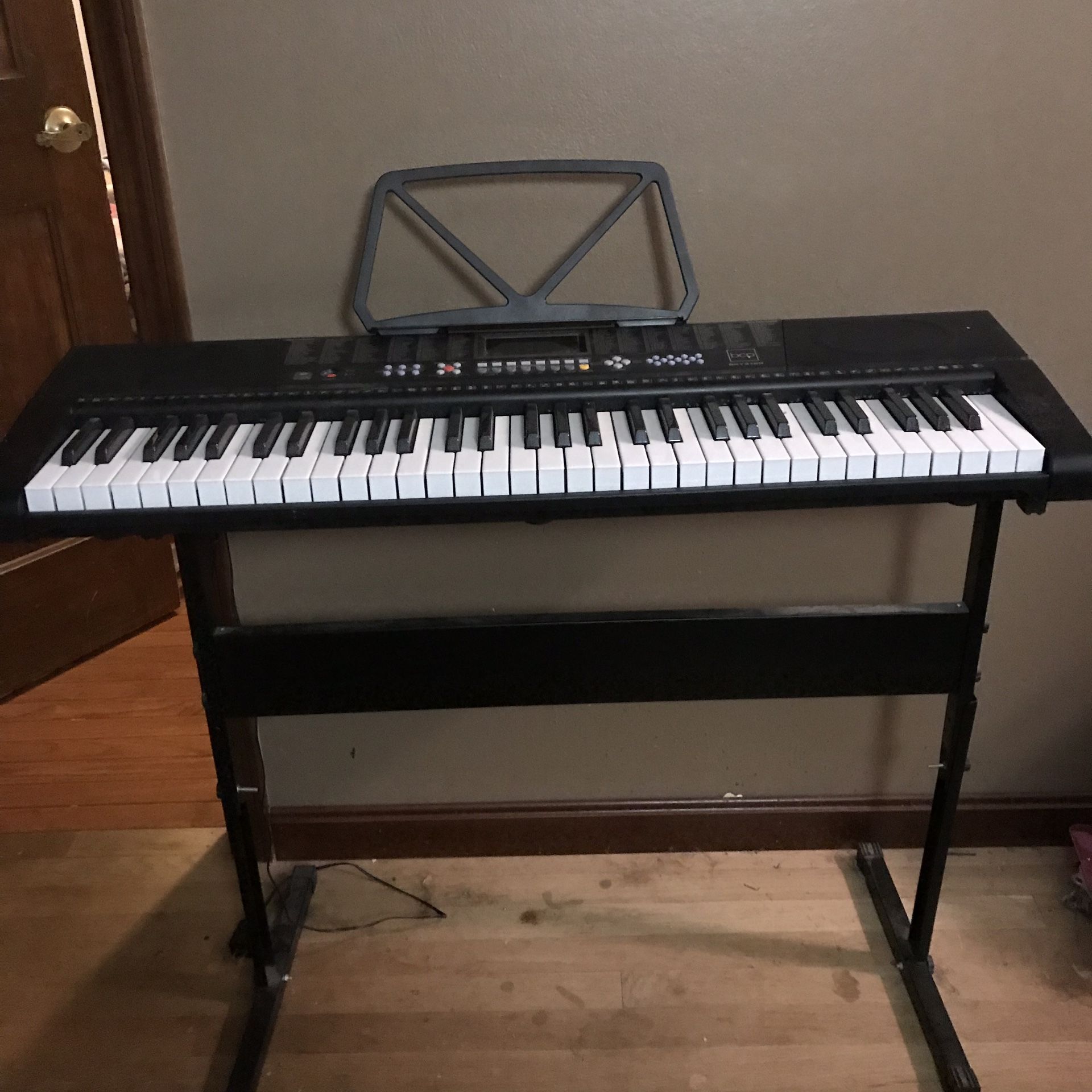 Electric Keyboard