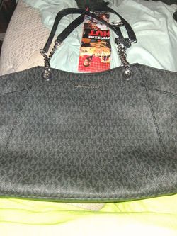 Michael kors purse