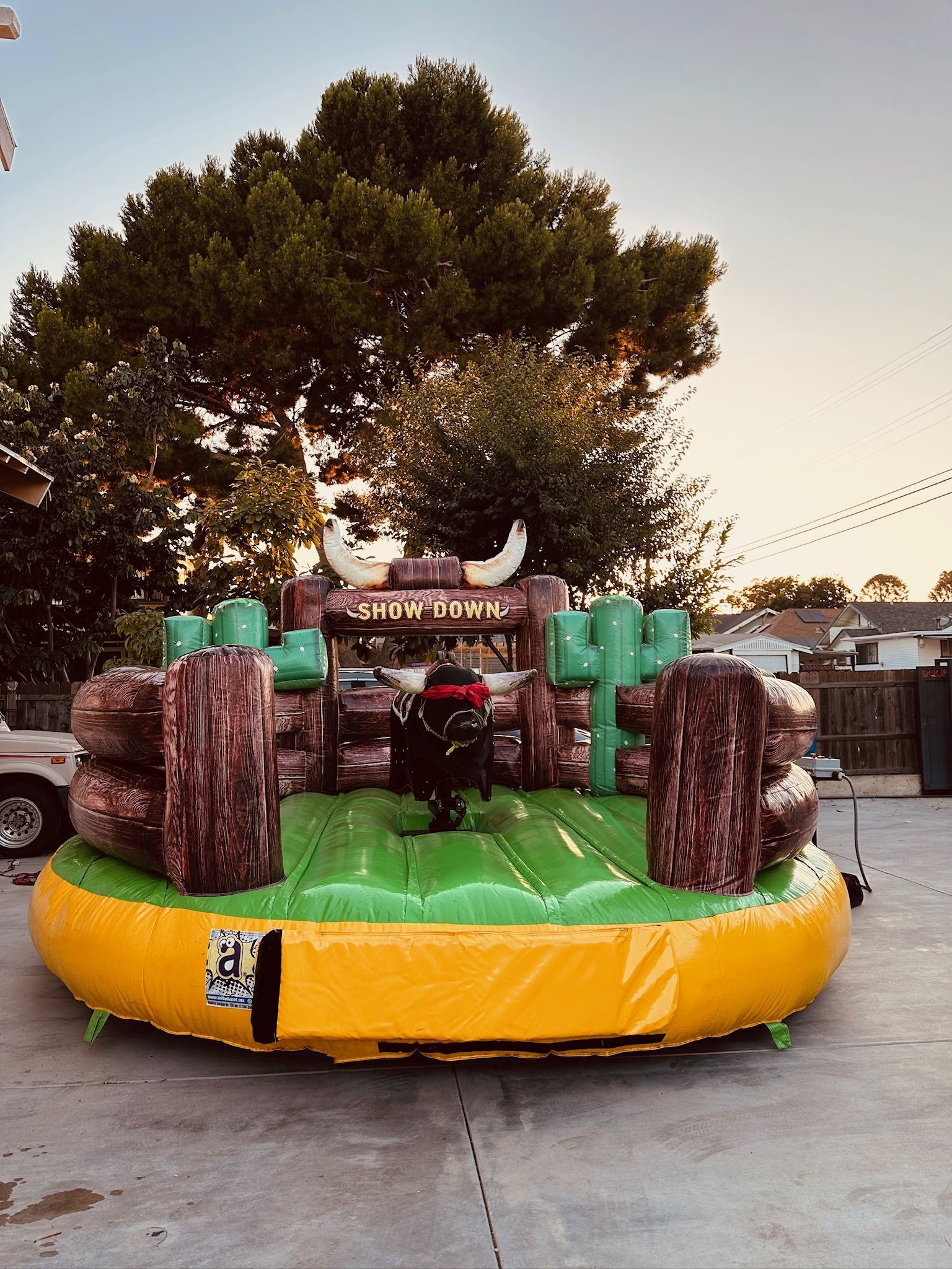 Toro Mecánico - Mechanical Bull