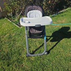 Craco   Adjustable Baby High Chair 