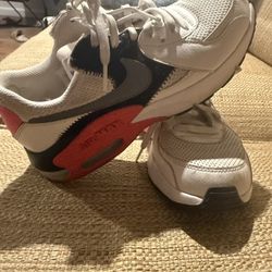 Nikes Sz. 6