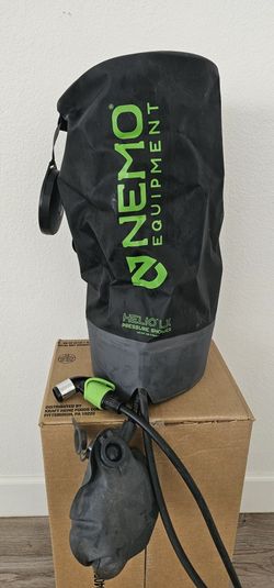 NEMO Helio LX Pressure Shower – Excellent Condition