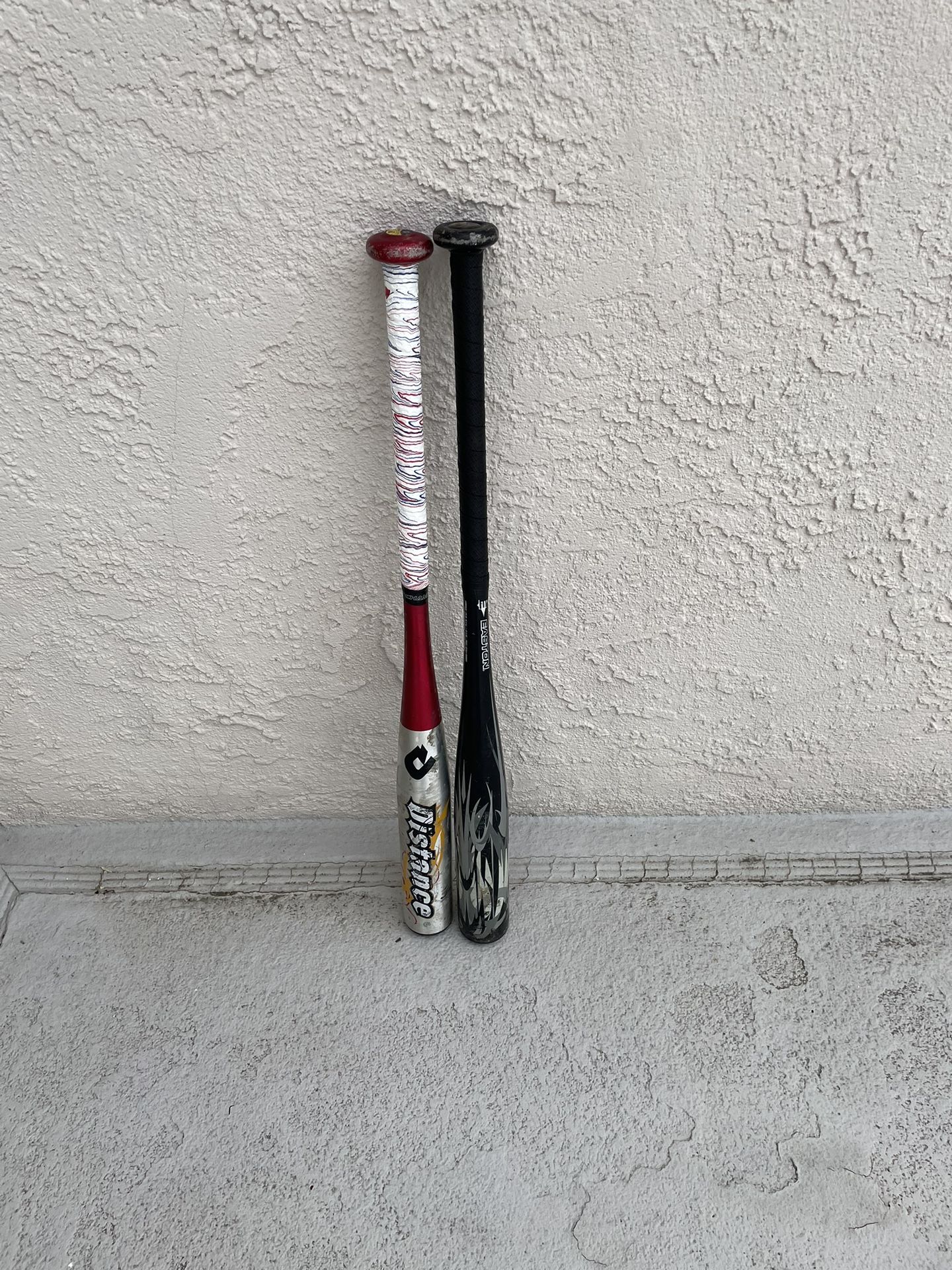 2) 29 Inch Baseball ⚾️ Bats In Good Condition 