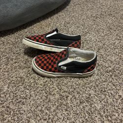 $2 Used Vans 10C Boys Shoe