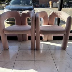 Accent Chairs (pink) 