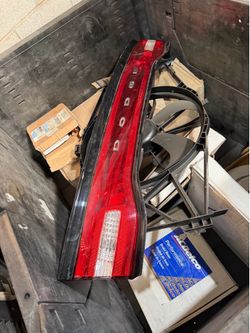 trunk center tail light lamp