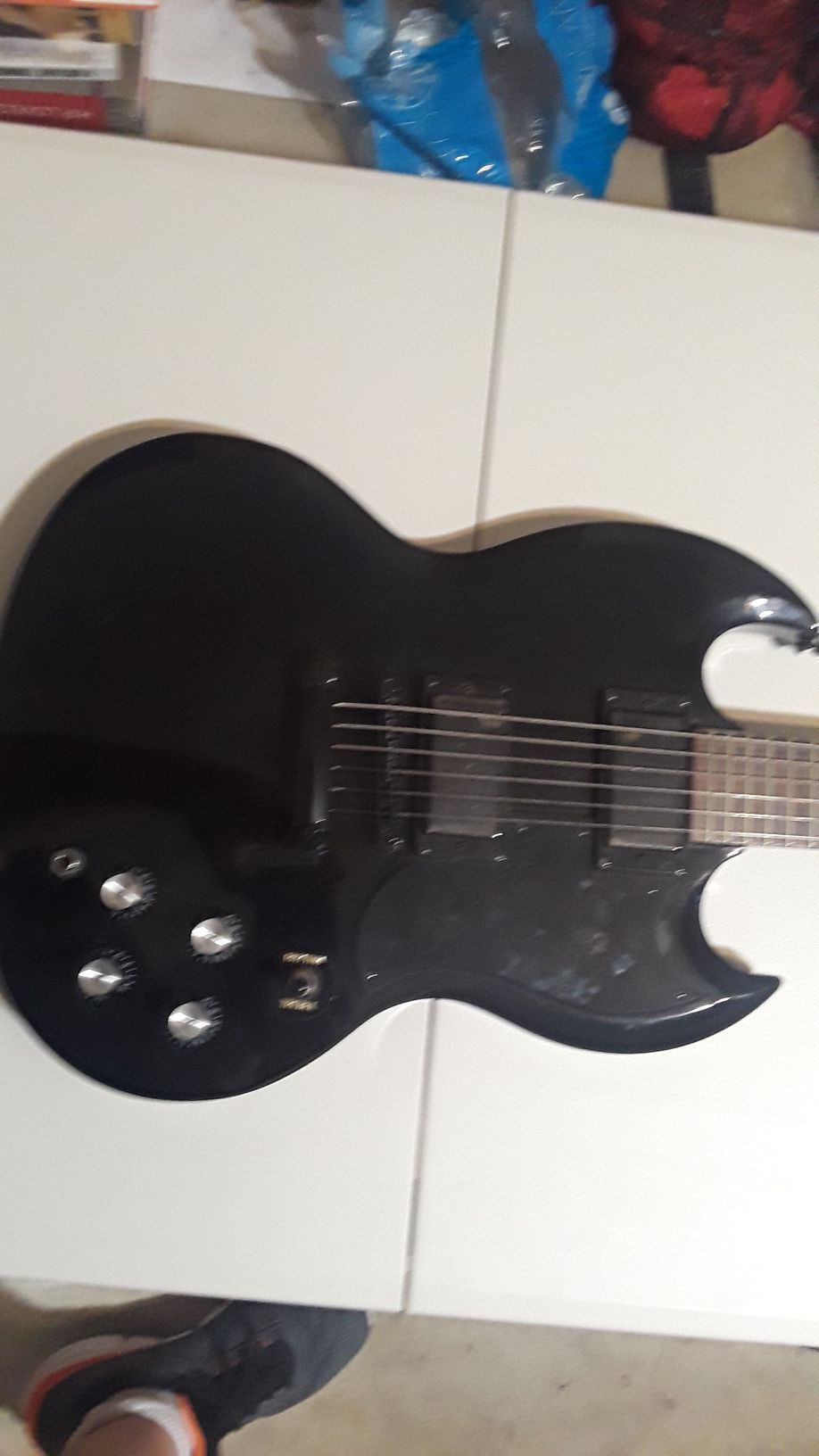 Tony Iommi signature SG epiphone guitar